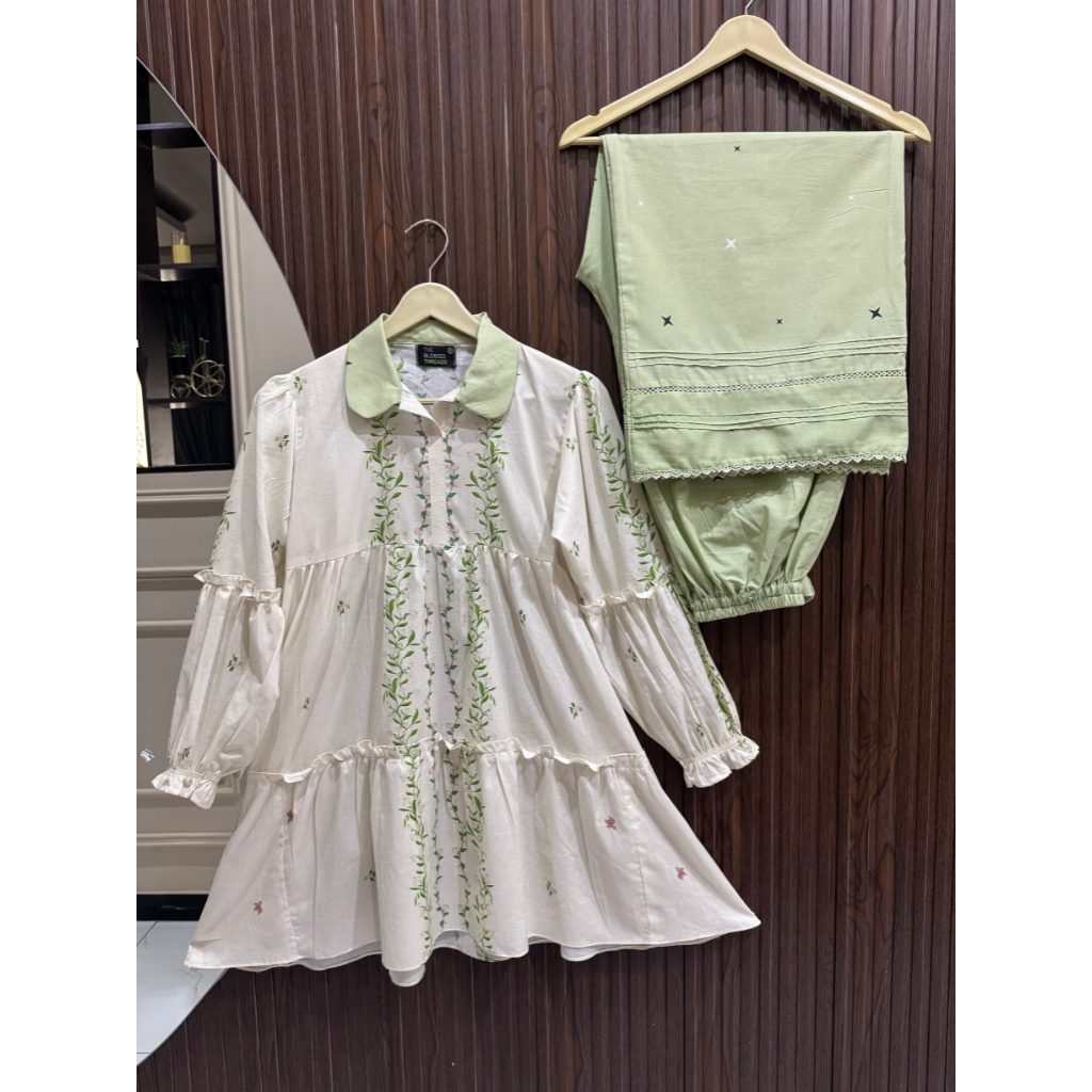 Lawn Top with  Printed Flapper