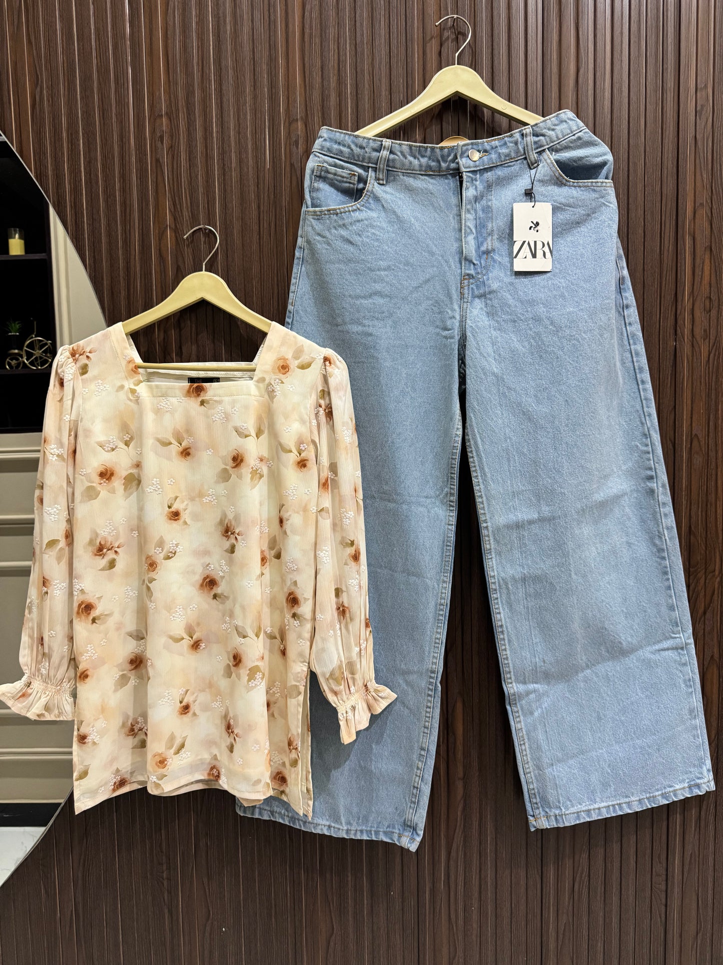 Floral Muse – Chiffon Chicken Kari Corset Kurti with Wide Leg Jeans